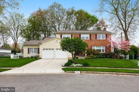 Exterior - 727 Beacon, Mount Laurel, NJ 08054 photo 2 of 11