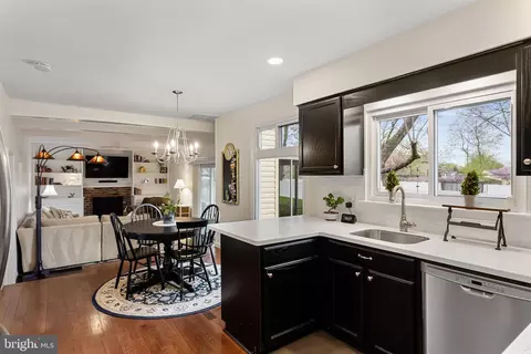 Kitchen - 727 Beacon, Mount Laurel, NJ 08054 photo 1 of 5