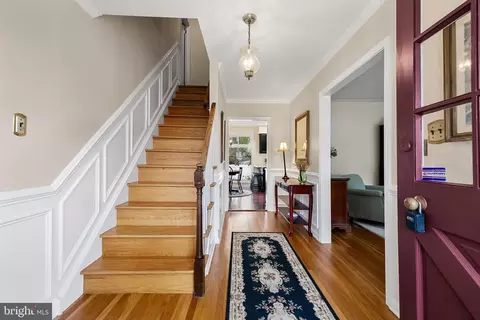Entry Way - 727 Beacon, Mount Laurel, NJ 08054 photo 2 of 3