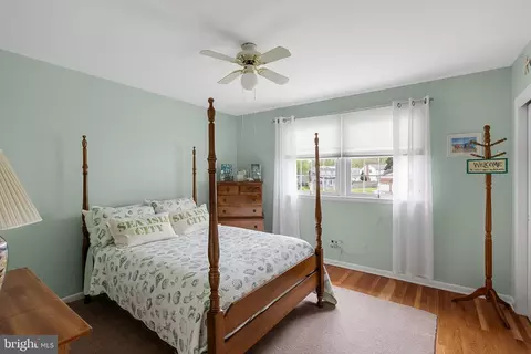Bedroom - 727 Beacon, Mount Laurel, NJ 08054 photo 7 of 9