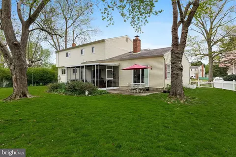 Exterior - 727 Beacon, Mount Laurel, NJ 08054 photo 8 of 11