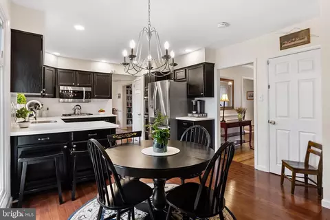Kitchen - 727 Beacon, Mount Laurel, NJ 08054 photo 5 of 5