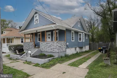 525 W Main St, Maple Shade, NJ 08052