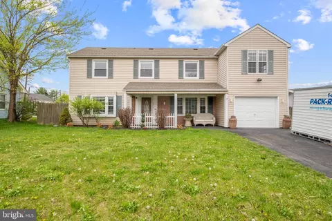 54 Buckeye Ln, Willingboro, NJ 08046