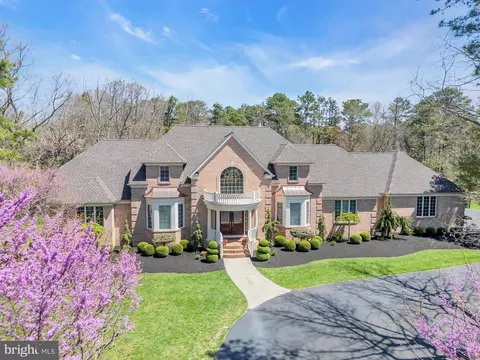 13 Catamount Dr, Medford, NJ 08055