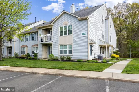 1805 A Denham Ct, Mount Laurel, NJ 08054