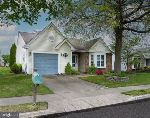 629 Cascade, Mount Laurel, NJ 08054