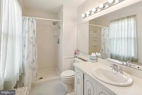 Bath - 9 Rushwick Rd, Mount Laurel, NJ 08054 photo 2 of 3