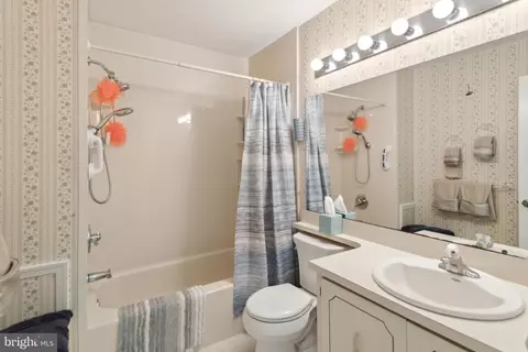 Bath - 9 Rushwick Rd, Mount Laurel, NJ 08054 photo 3 of 3