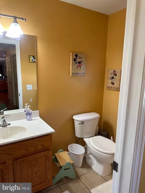 Bath - 12 Augusta St, Wrightstown, NJ 08562 photo 4 of 7