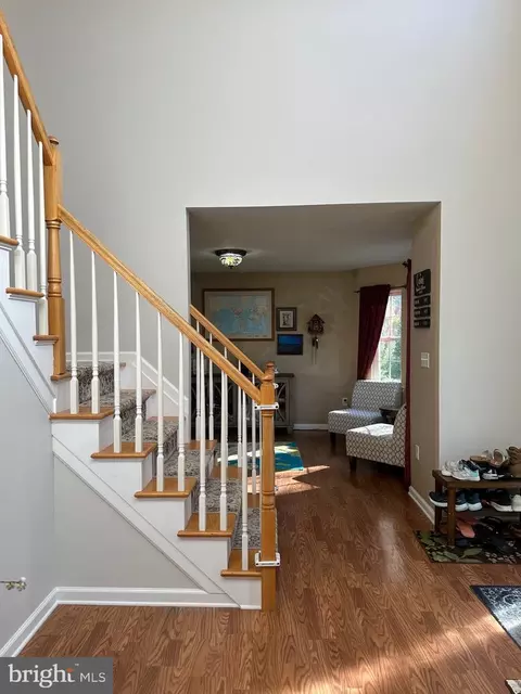 Entry Way - 12 Augusta St, Wrightstown, NJ 08562 photo 3 of 10