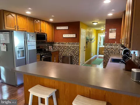Kitchen - 12 Augusta St, Wrightstown, NJ 08562 photo 4 of 6