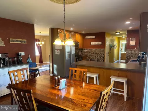 Dining - 12 Augusta St, Wrightstown, NJ 08562 photo 4 of 4