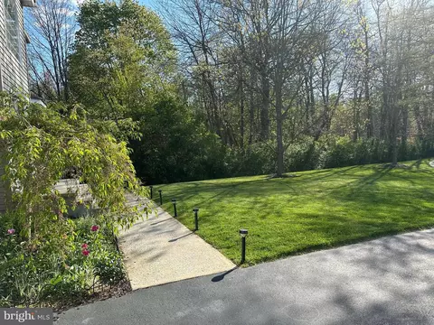 View/Area - 12 Augusta St, Wrightstown, NJ 08562 photo 1 of 5