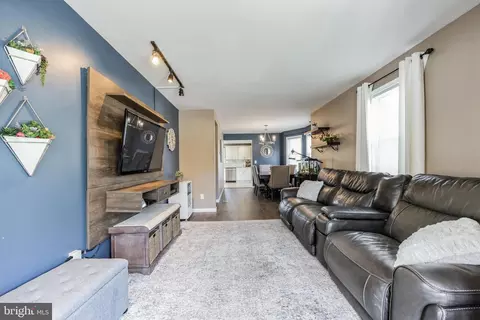 Living - 305 W Center Ave, Maple Shade, NJ 08052 photo 1 of 3