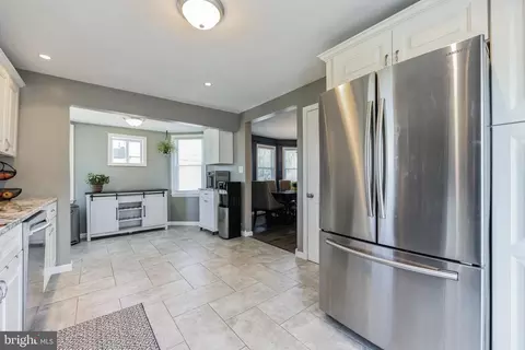 Kitchen - 305 W Center Ave, Maple Shade, NJ 08052 photo 3 of 4