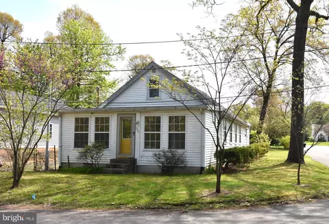 1407 Boudinot Ave, Burlington, NJ 08016