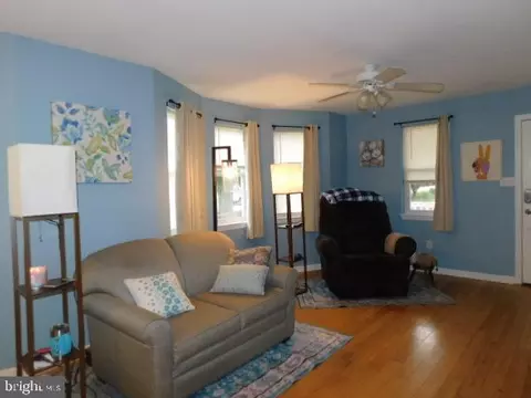 207 S Pine Ave, Maple Shade, NJ 08052 photo 15