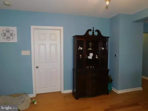 207 S Pine Ave, Maple Shade, NJ 08052 photo 11