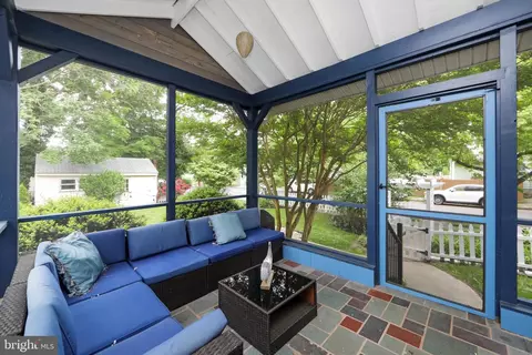 Exterior - 1 E 2nd St, Palmyra, NJ 08065 photo 3 of 10