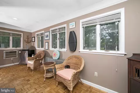 Exterior - 1 E 2nd St, Palmyra, NJ 08065 photo 1 of 10