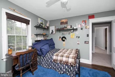Bedroom - 1 E 2nd St, Palmyra, NJ 08065 photo 5 of 9