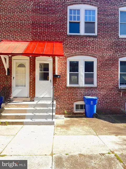 33 Amboy Ave, Roebling, NJ 08554