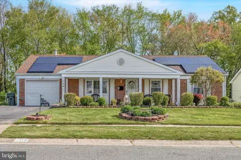 109 Genesee Ln, Willingboro, NJ 08046