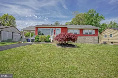 393 Pennington Dr, Westampton, NJ 08060