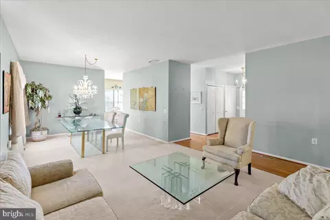 24 Ashley Dr, Delran, NJ 08075 photo 4
