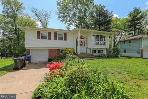 26 Cornell Dr, Delran, NJ 08075 photo 2