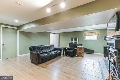 Living - 900 Old Indian Mills Rd, Tabernacle, NJ 08088 photo 5 of 5