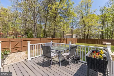 Exterior - 900 Old Indian Mills Rd, Tabernacle, NJ 08088 photo 3 of 10