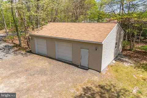 Exterior - 900 Old Indian Mills Rd, Tabernacle, NJ 08088 photo 9 of 10