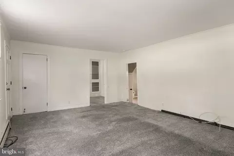 131 Mill Ln, Columbus, NJ 08022 photo 6