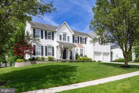 35 Bancroft Ln, Hainesport, NJ 08036