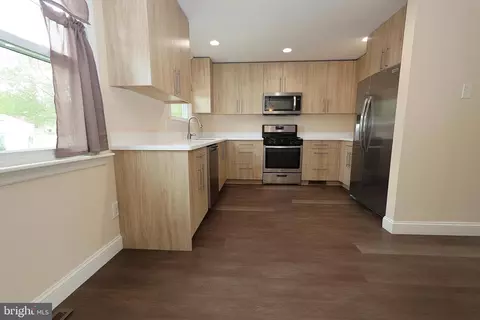 7 Abington Ave, Marlton, NJ 08053 photo 11