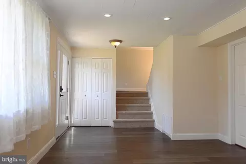 7 Abington Ave, Marlton, NJ 08053 photo 6