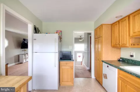 206 Buchanan Ave, Beverly, NJ 08010 photo 12
