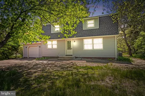 6 Tecumseh Trl, Browns Mills, NJ 08015