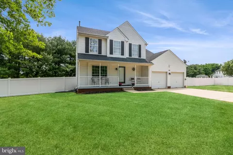 308 Jamestown Rd, Beverly, NJ 08010