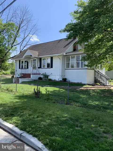 1223 River Rd, Cinnaminson, NJ 08077