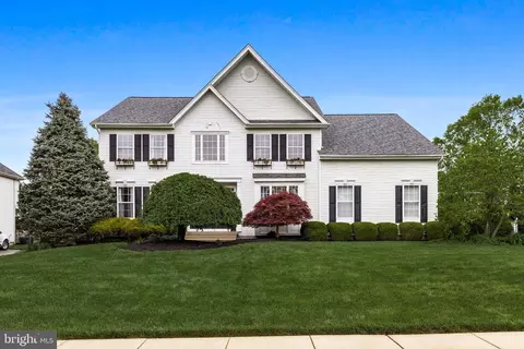 23 Sheffield Dr, Moorestown, NJ 08057