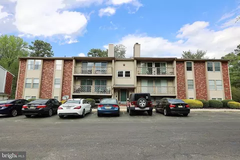 31 Teaberry Ct, Marlton, NJ 08053