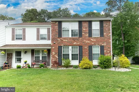 83 Dorchester Cir, Marlton, NJ 08053