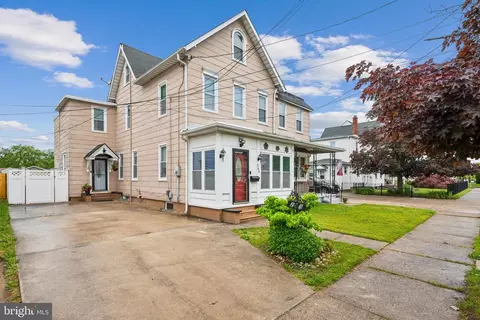 269 Hooker St, Riverside, NJ 08075 photo 2