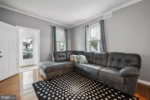 269 Hooker St, Riverside, NJ 08075 photo 4