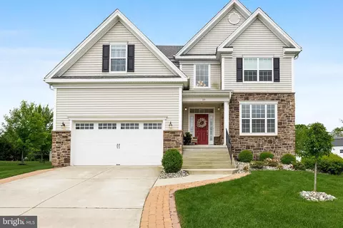 23 Melville Ct, Medford, NJ 08055