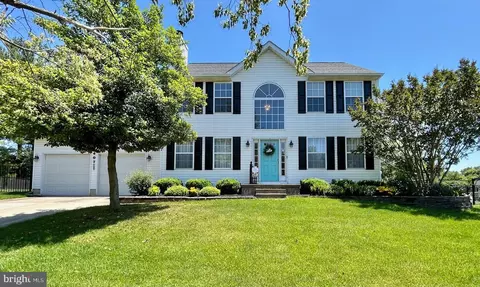 607 E Sixth St, Florence, NJ 08518