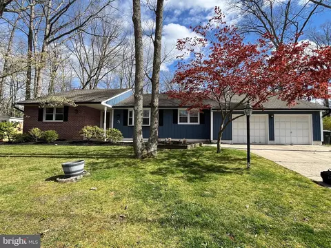 71 Cutchogue Trl, Medford Lakes, NJ 08055